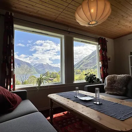 Spacious House With A View Holiday home Lauvstad