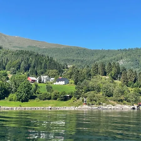 Spacious House With Fjordview 펜션