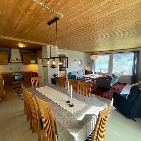 Spacious House With Fjordview