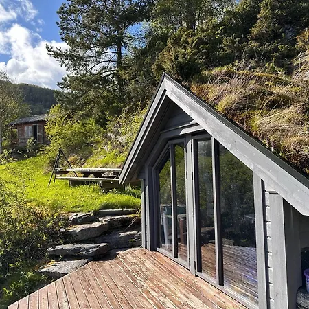 Spacious House With Fjordview 別荘